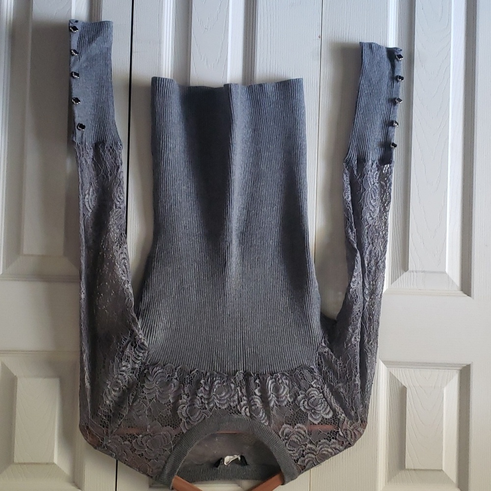 Womens Sweater Size Small